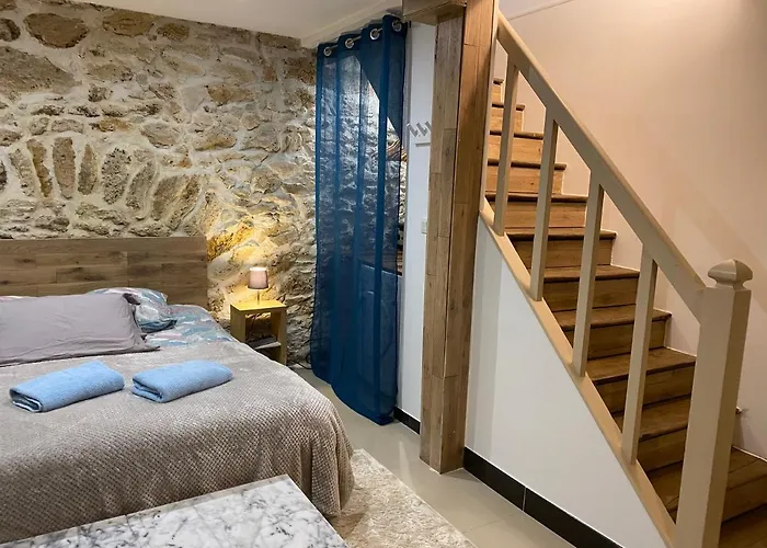 Large And Unique Souplex 60Sqm, Well Located